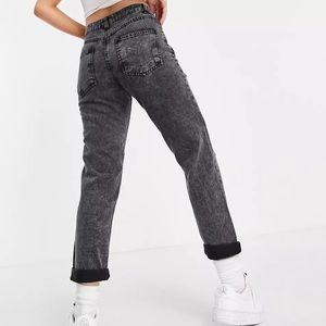 Black boyfriend style jeans